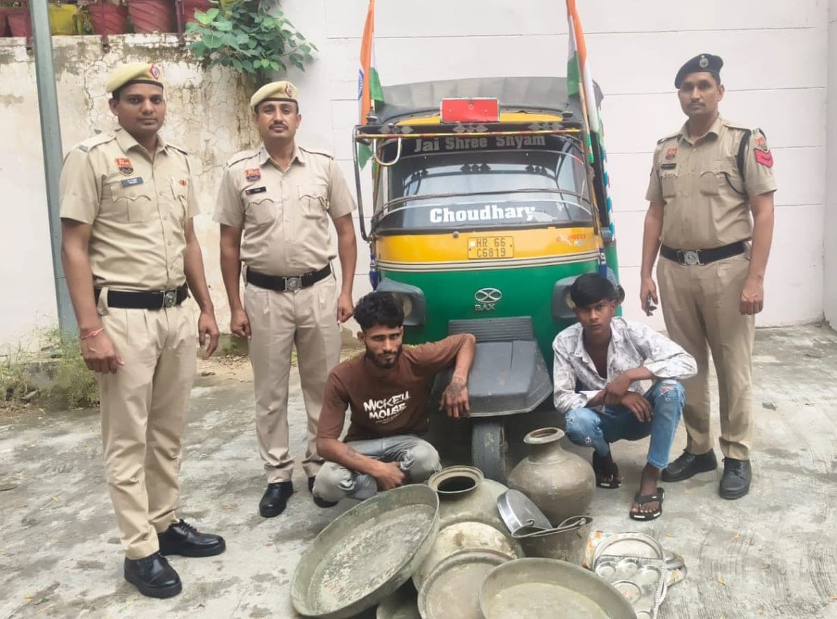 Nangal Chaudhary News | चोरी का सामान बेचने से पहले दो आरोपी गिरफ्तार : पूरा सामान बरामद | वारदात का टेम्पो जब्त | एक आरोपी पर पहले से 13 केस