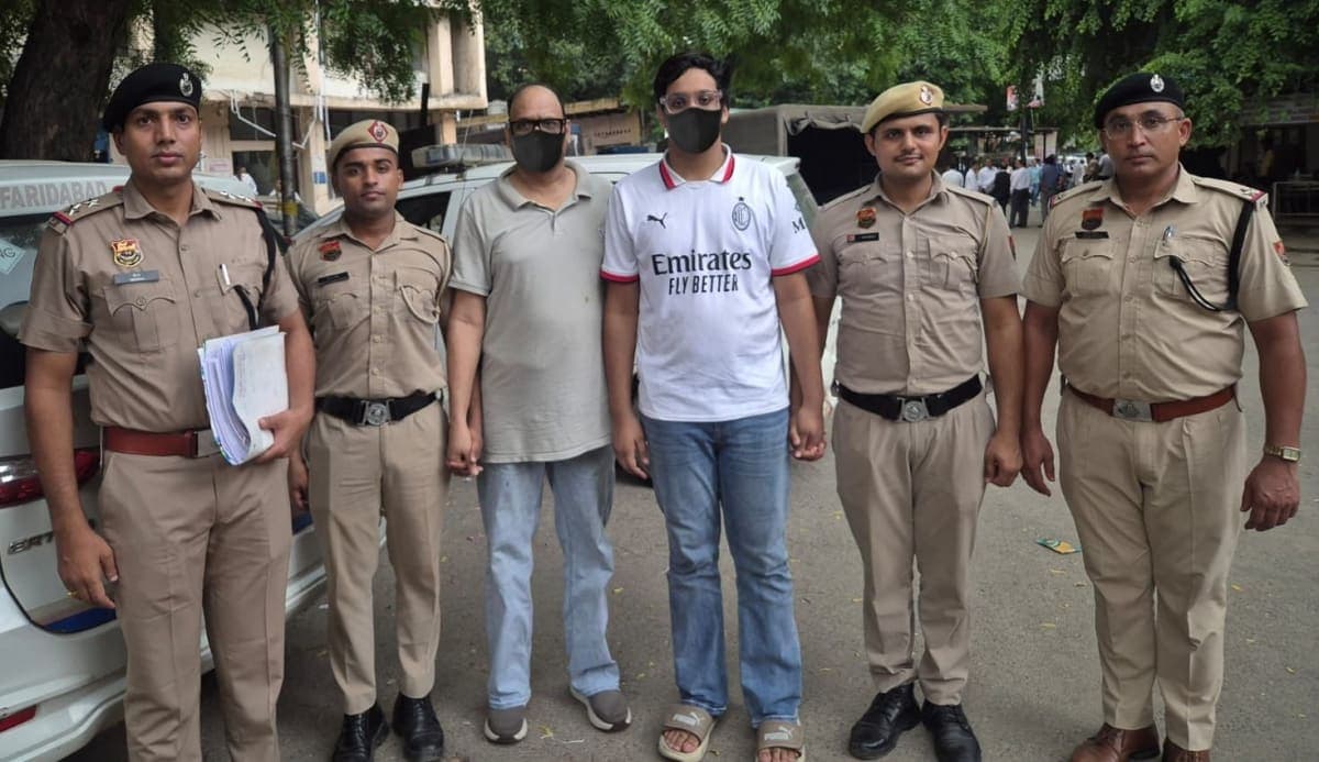 Faridabad News | इन्वेस्टमेंट के नाम पर 60 लाख की धोखाधड़ी : बाप-बेटा जीरकपुर से गिरफ्तार | रकम मांगने पर धमकी का आरोप