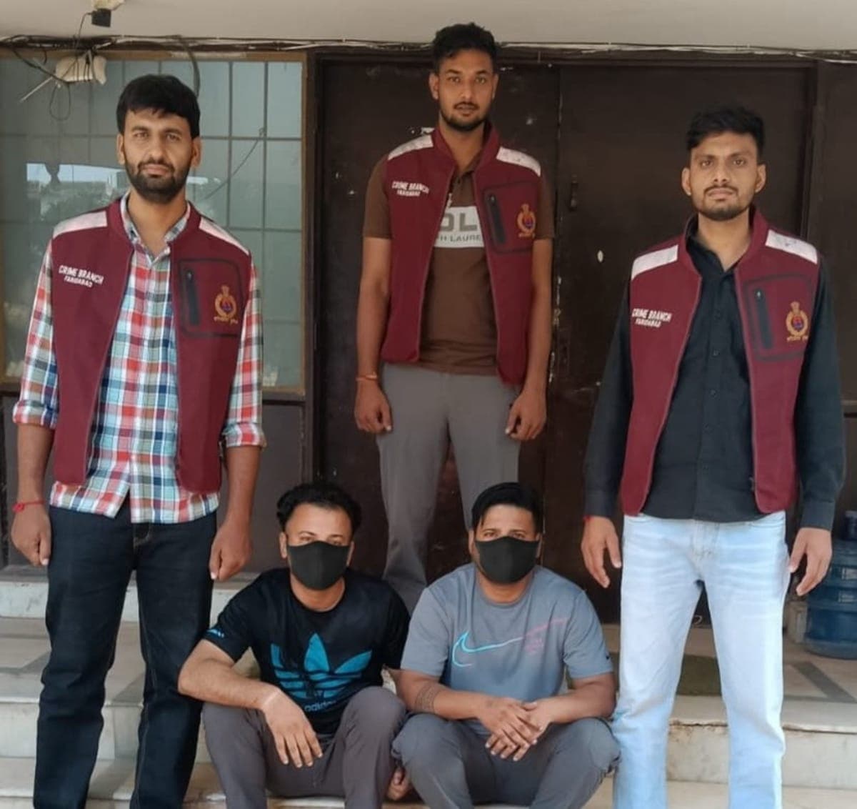 Faridabad News | मारपीट-फायरिंग मामले में 2 आरोपी गिरफ्तार : चाकू से हमले का भी आरोप | दो दिन के पुलिस रिमांड पर