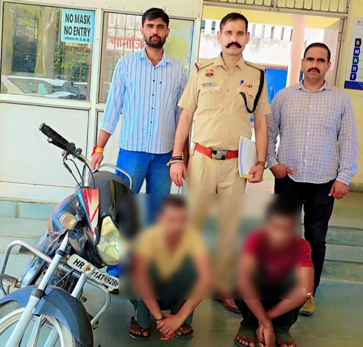 Kurukshetra News | मोटरसाइकिल चोरी के आरोप में दो गिरफ्तार : चोरीशुदा बाइक बरामद | मुगल माजरा के रहने वाले हैं दोनों आरोपी