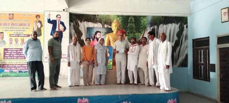 Mahendragarh News | अंबेडकर भवन के लिए परिवार ने दिए 2 लाख : स्व. चिरंजीलाल की स्मृति में सहयोग