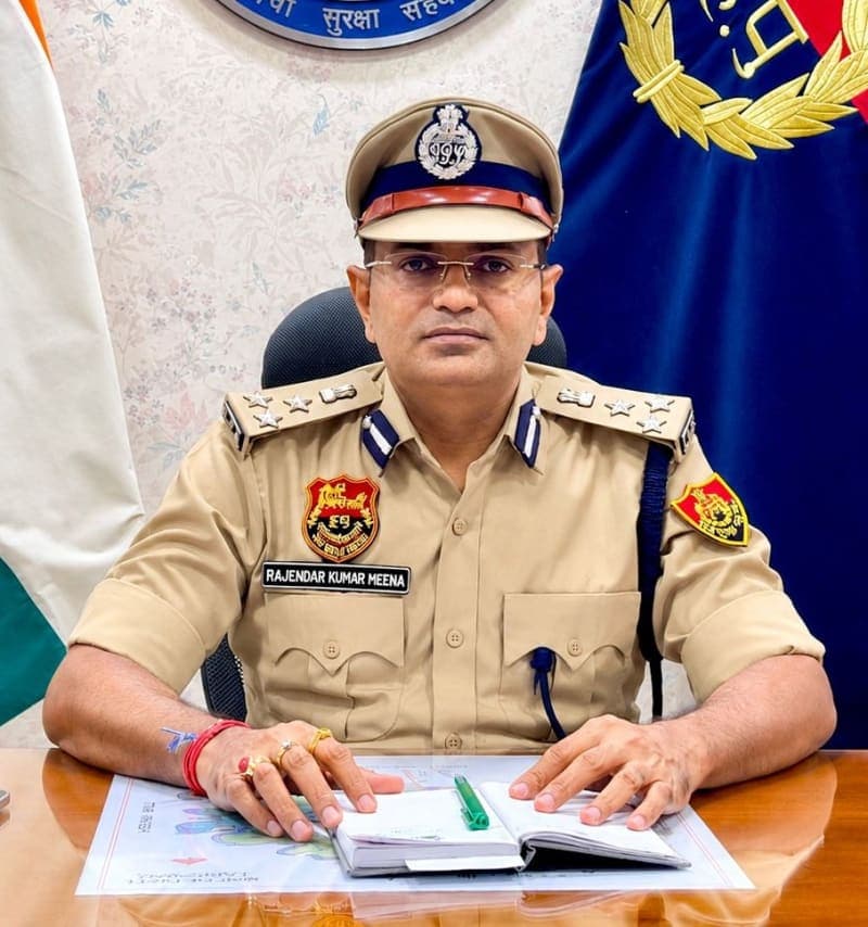 Faridabad News | HSNCB का नशा तस्करों पर शिकंजा : 13 NDPS केस में 17 आरोपी गिरफ्तार | एक विदेशी नागरिक भी शामिल