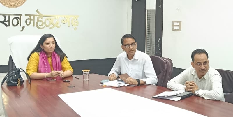 Narnaul News | वाहन स्क्रेपिंग नीति की समीक्षा : DC ने रखी प्रगति रिपोर्ट | जिले में जागरूकता अभियान जारी