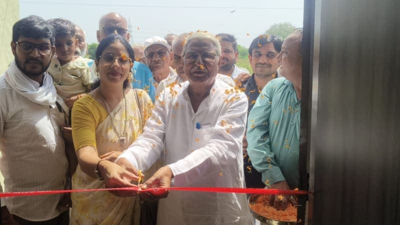 Ateli News | पांच साल तक के बच्चों का होगा फ्री हेल्थ चेकअप : मुफ्त दवा भी मिलेगी | जनसेवा फाउंडेशन कार्यालय का उद्घाटन