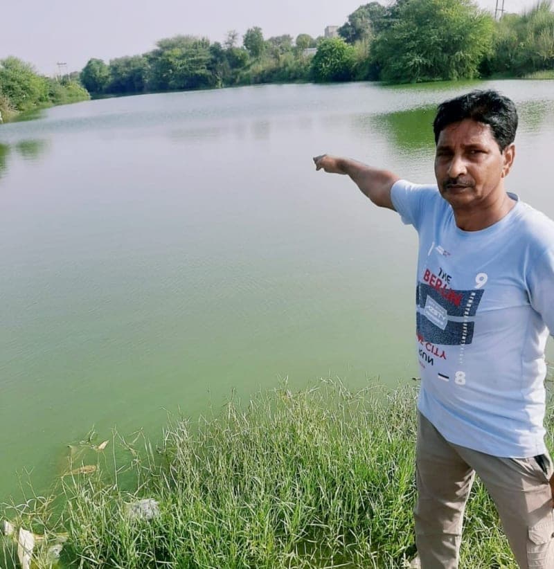 Narnaul News | पटीकरा में सूखे कुओं से हादसे का खतरा : कसावती नदी में सीवर के पानी का आरोप | ग्रामीणों ने DC को सौंपा ज्ञापन