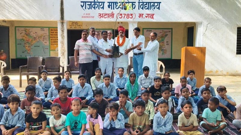 Ateli News | अटाली स्कूल में पौधारोपण कार्यक्रम : एक पेड़ मां के नाम अभियान में लगाए पौधे | संरक्षण का लिया संकल्प